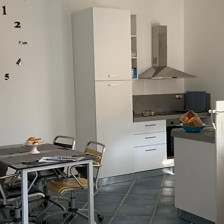 Apartman L Ufficio *