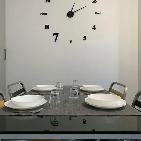 Apartman L Ufficio *
